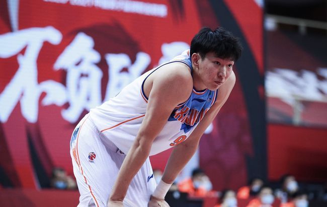 德甲-弗林蓬格里马尔多破门 勒沃库森3-0不莱梅各项赛事13连胜北京时间11月25日22:30,德甲第12轮，勒沃库森客场挑战云达不莱梅。